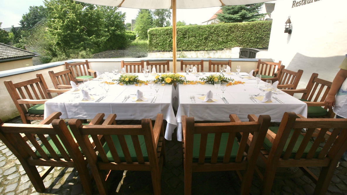 DEE90D46-0382-4577-A004-F71188150A9E_1_105_c