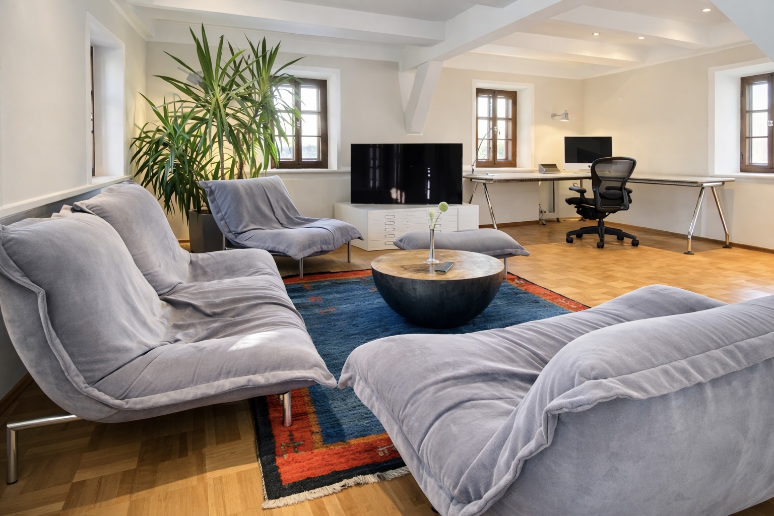 6033B2E0-56AD-4D65-87D2-93AA43349153_1_201_a